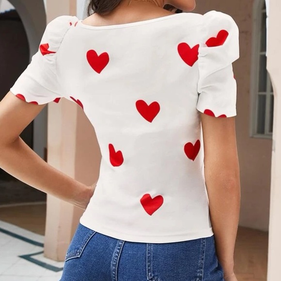 Heart print puff sleeve square neck top - Picture 5 of 10